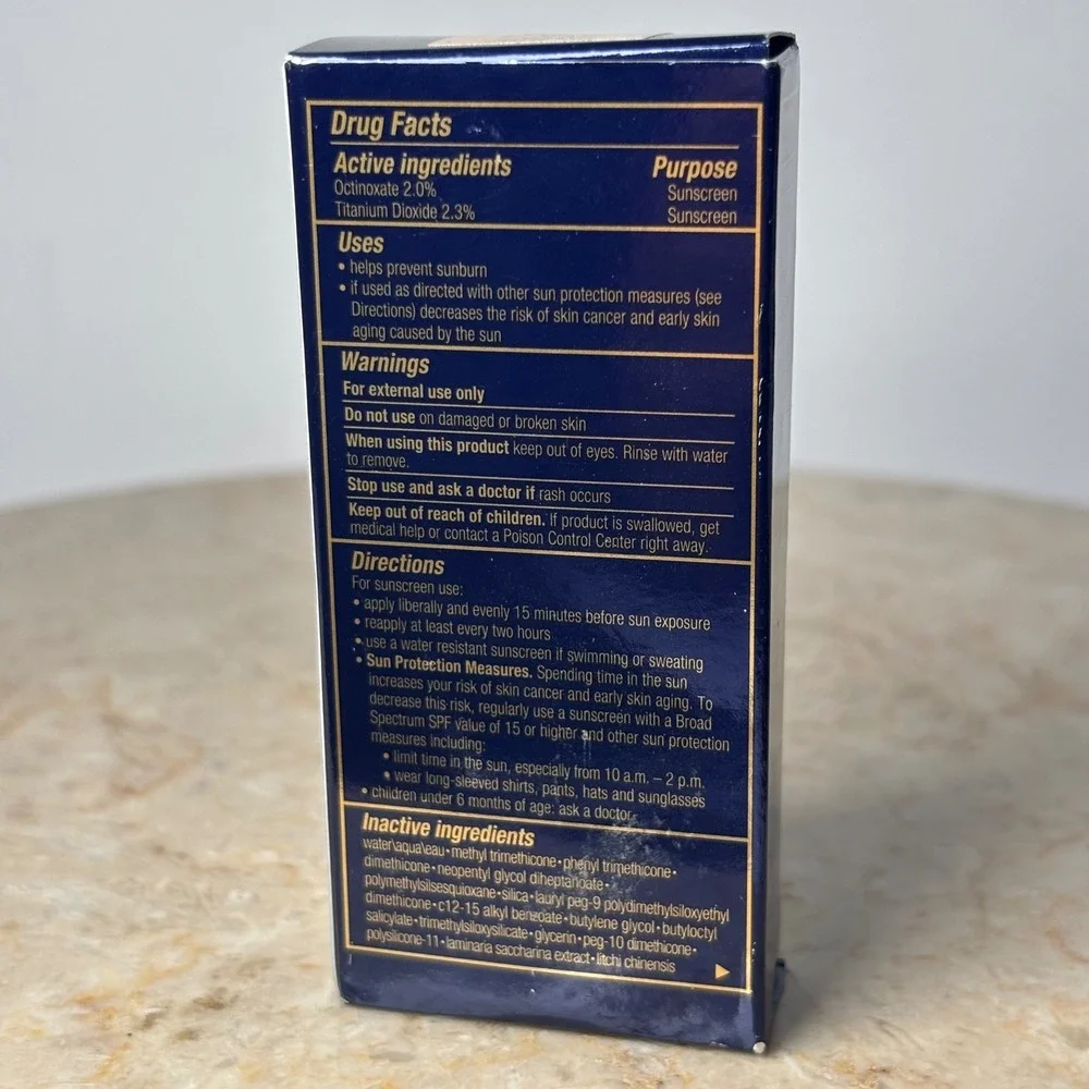 Estee Lauder‎ Double Wear Sheer Makeup 1W1 Bone 1oz SPF 19 Matte Foundation